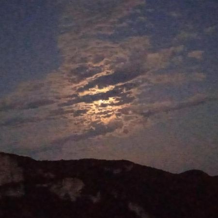 B&B Rubando Le Nuvole Orco Feglino Luaran gambar