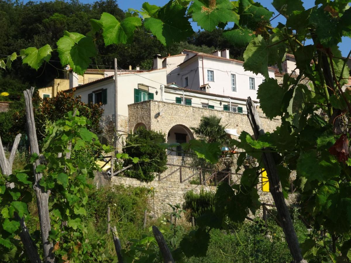 B&B Rubando Le Nuvole Orco Feglino Luaran gambar