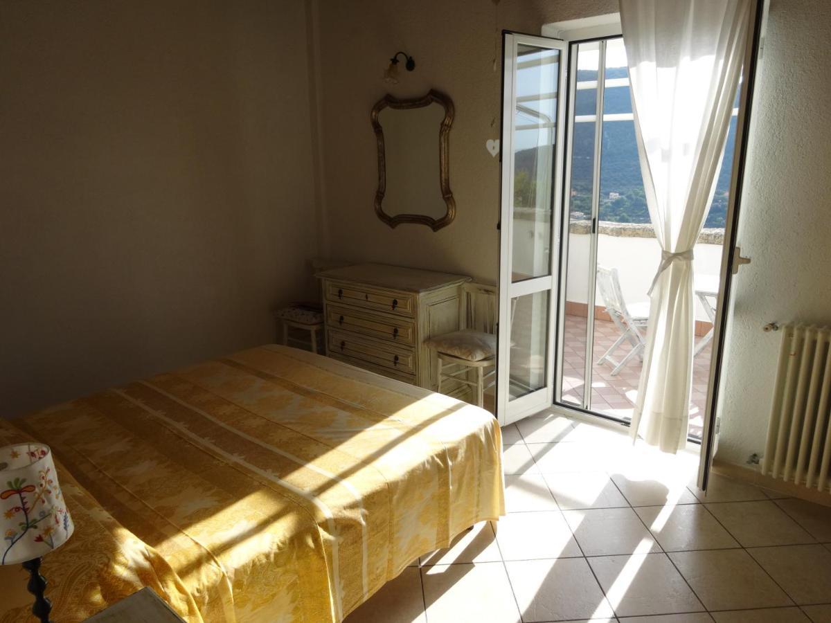 B&B Rubando Le Nuvole Orco Feglino Luaran gambar